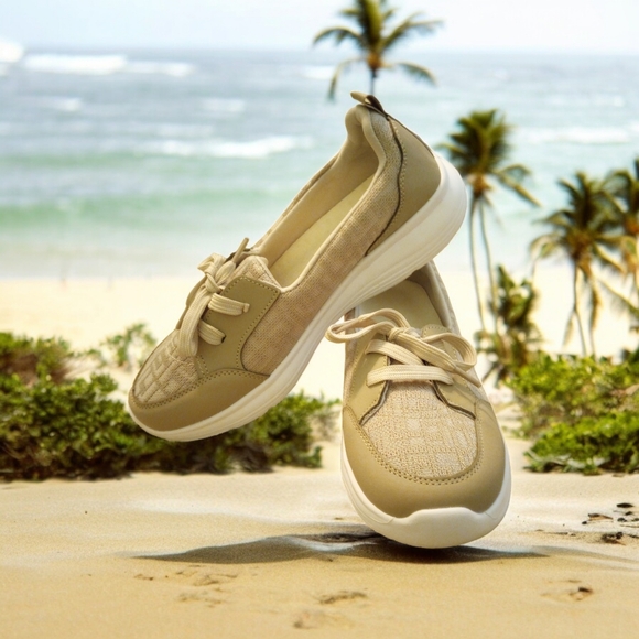 Never worn very supportive and firm - Picture 2 of 4